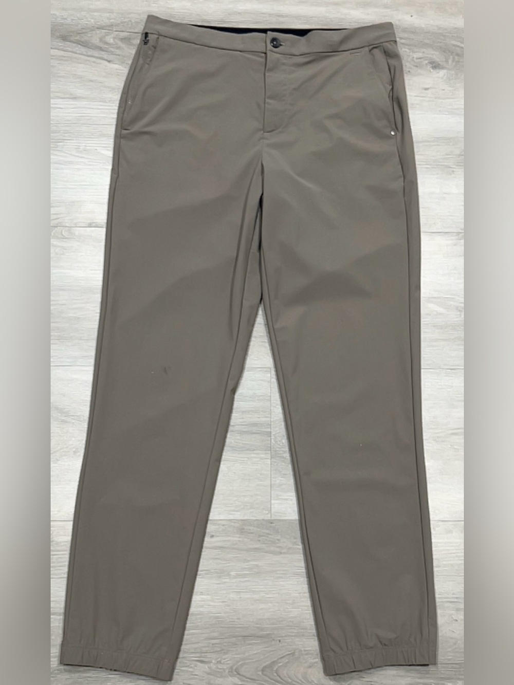 Vuori Mens Large Brown Meta Elastic Waist Performance Stretch Pants V463 34x31